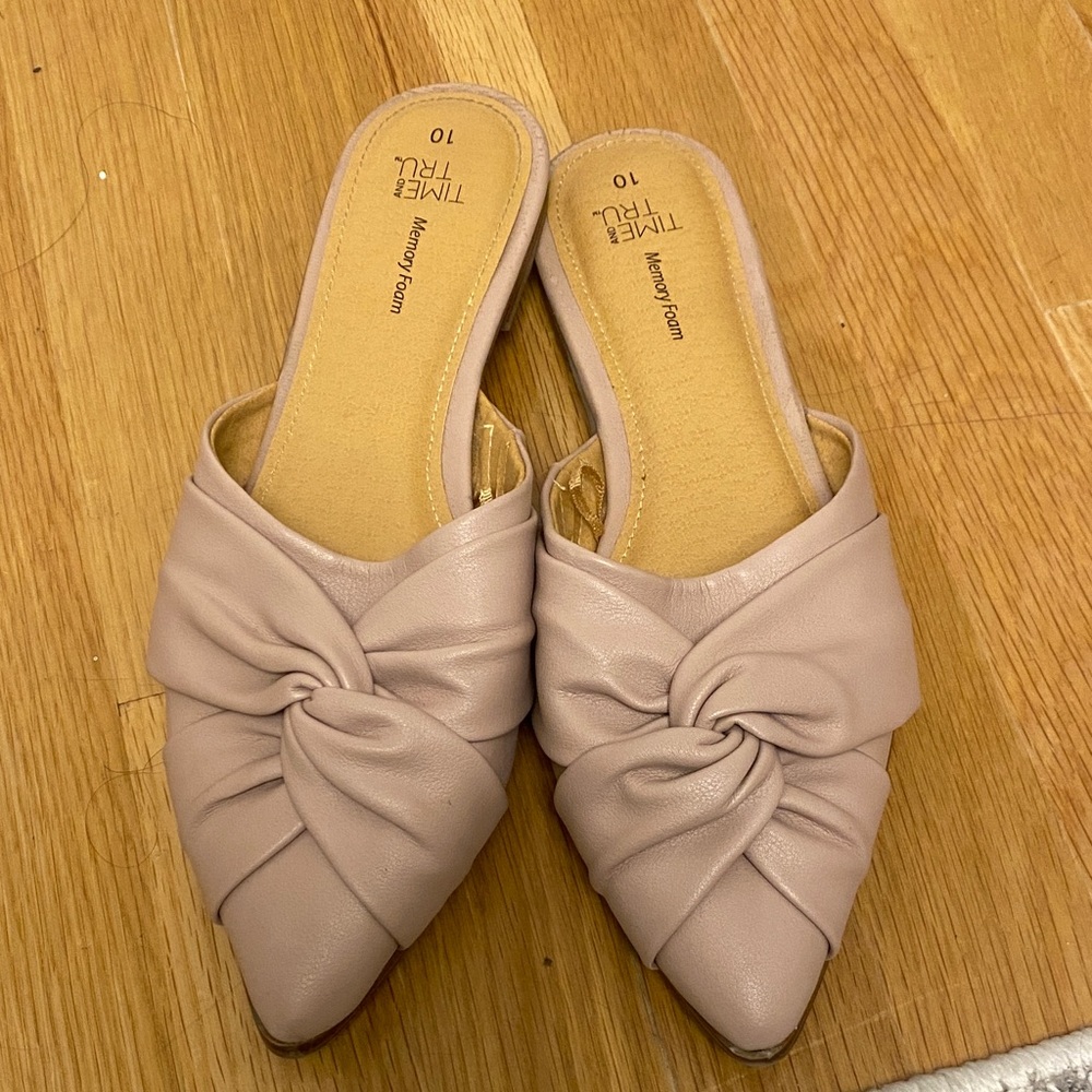 Time and Tru Women's Blush Mules